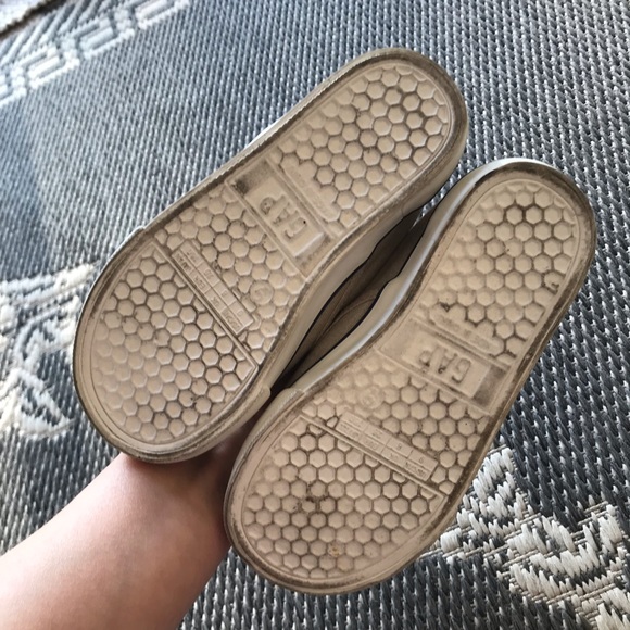 GAP Toddler Shoes - Picture 3 of 7